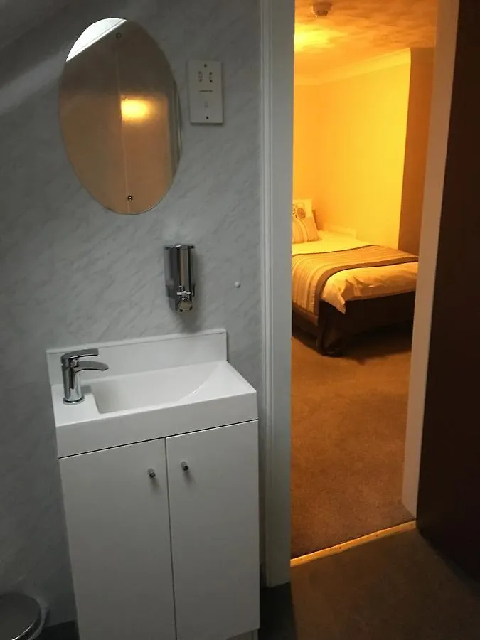 Crown Guest House Aberdeen 0*,